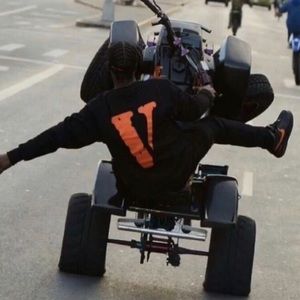 Meet your Posher, Ashton